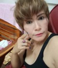 Rencontre Femme Thaïlande à ระยอง : Vear, 48 ans